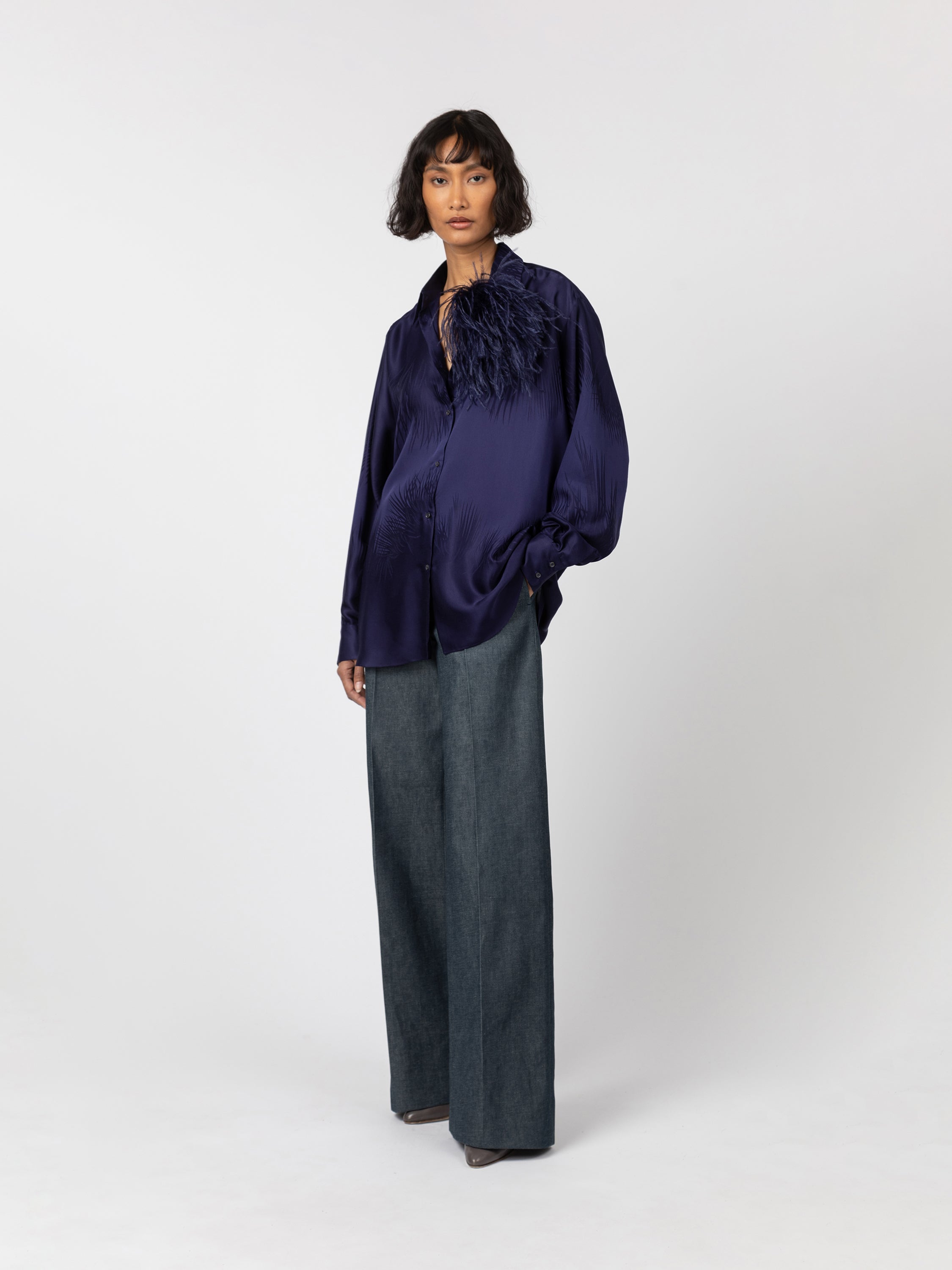 Chemise en jacquard palmier en soie et viscose. Face